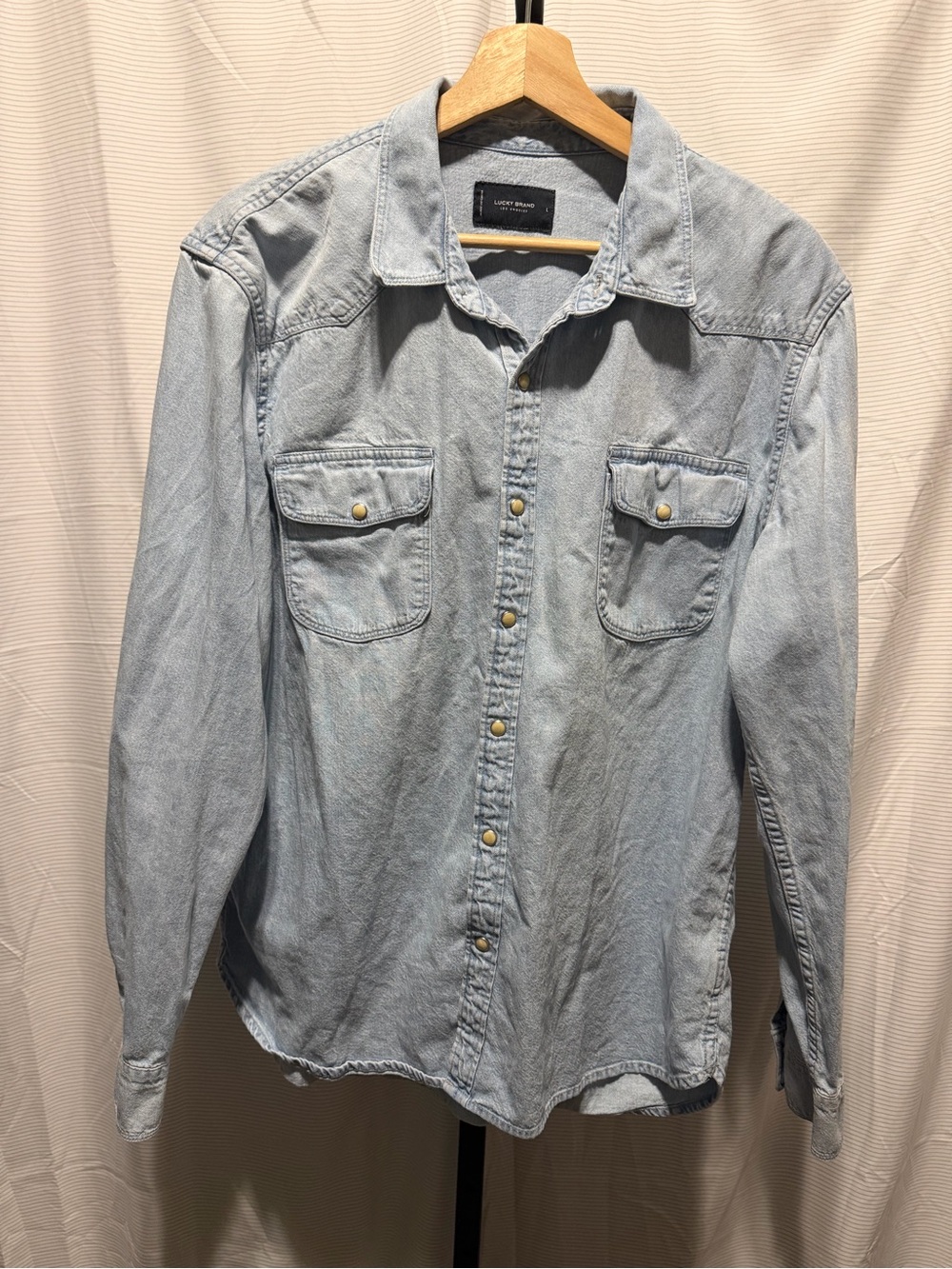Lucky Brand The Western Shirt Pearl Snap Light Wash Denim (ALBERNI) Size Large